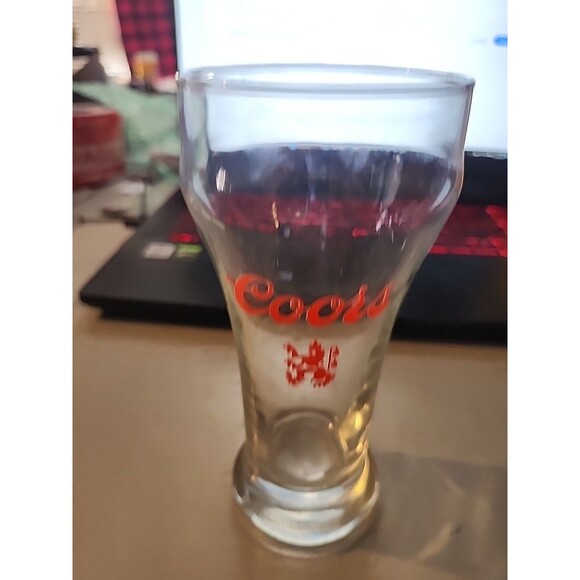 Vintage Coors Pilsner Glass Red Logo Lion Crest Beer Barware Collectible - Picture 2 of 8